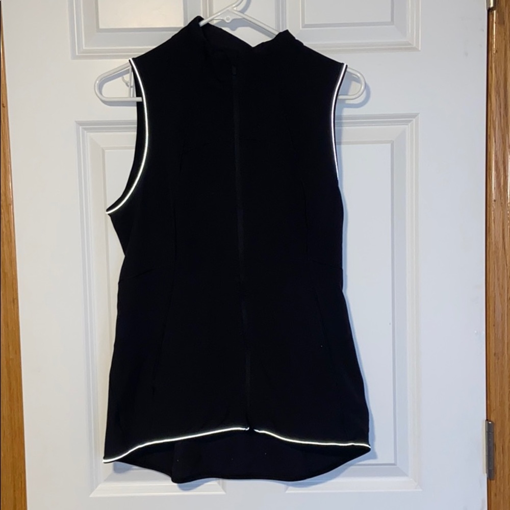 A Lulu vest